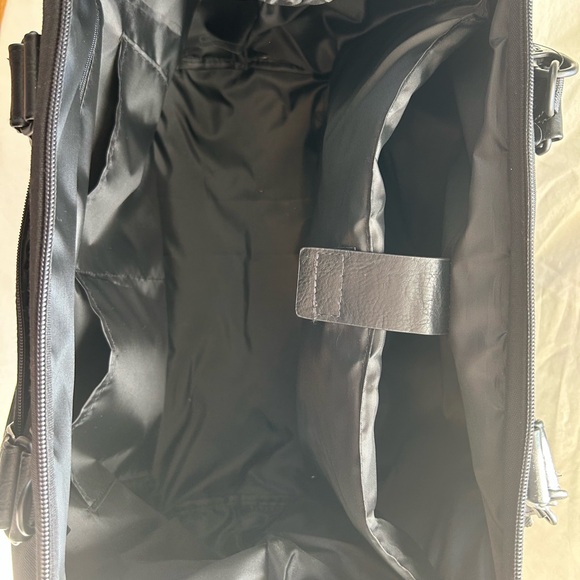 BEIS Mini Weekender - Picture 6 of 8